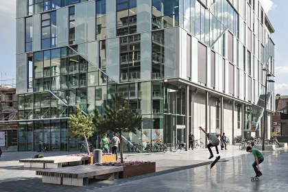 Bigger view of ARhus kenniscentrum Roeselare