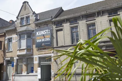 Bigger view of kunstgalerij ne9enpuntne9en roeselare