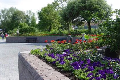 Bigger view of Bloemen in het stadspark van Roeselare