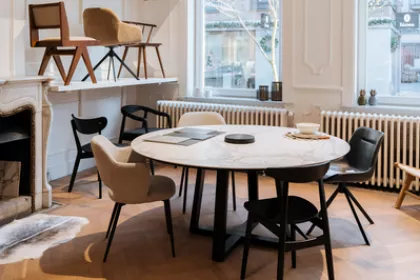 Bigger view of Grab a chair