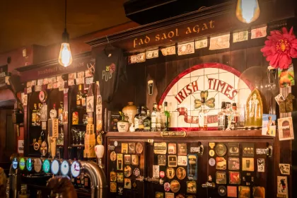 Bigger view of De pub: copyright toerisme leiestreek